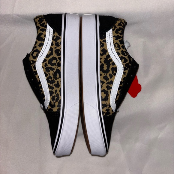 Vans: Leopard Print Sneakers: 3Y (NEW) - Picture 4 of 8